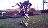 В интернет слили видео с двуногим роботом на колёсах от Boston Dynamics