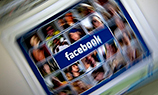 Facebook будет распознавать лица с точностью до 97,25%